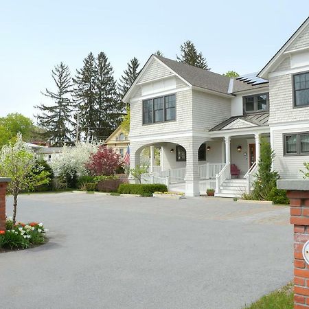 The Springwater Bed And Breakfast Saratoga Springs Exteriér fotografie