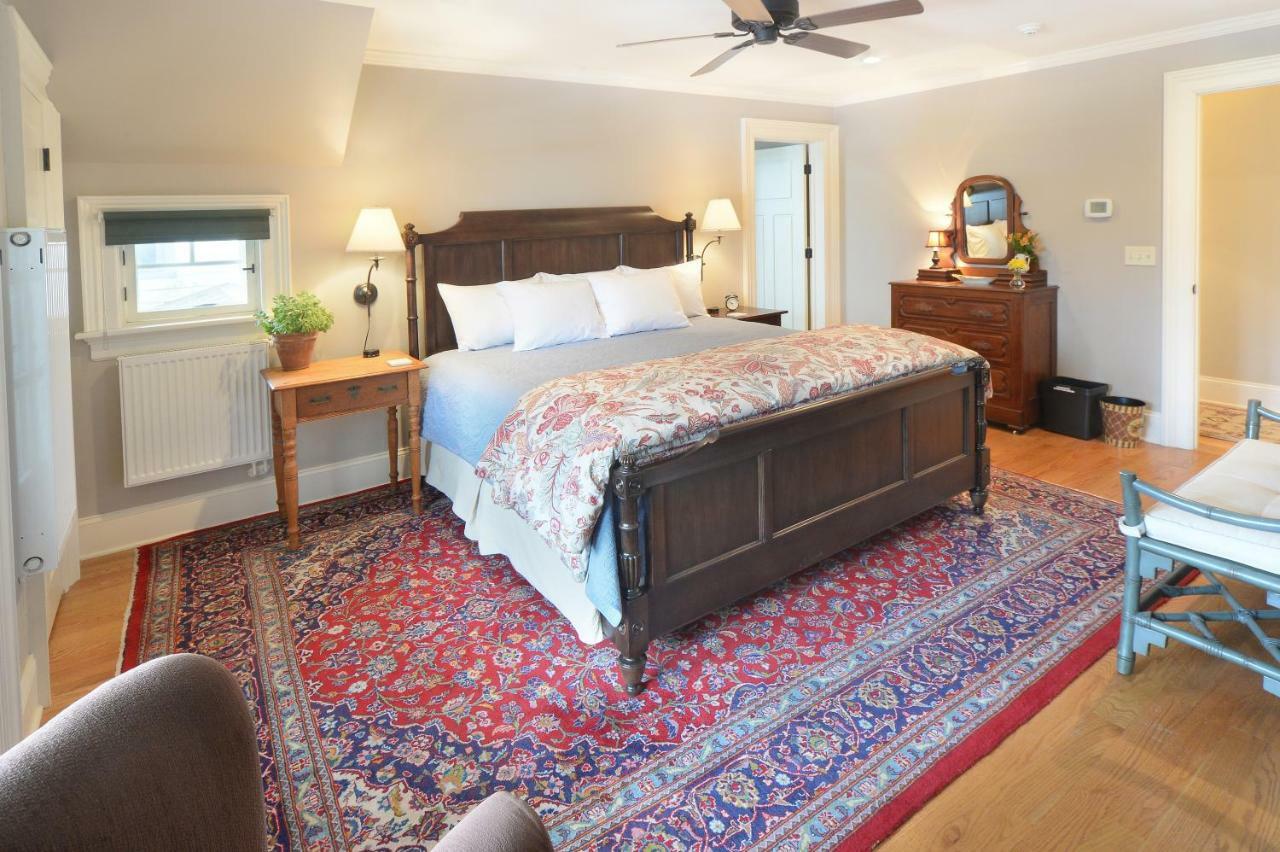 The Springwater Bed And Breakfast Saratoga Springs Exteriér fotografie