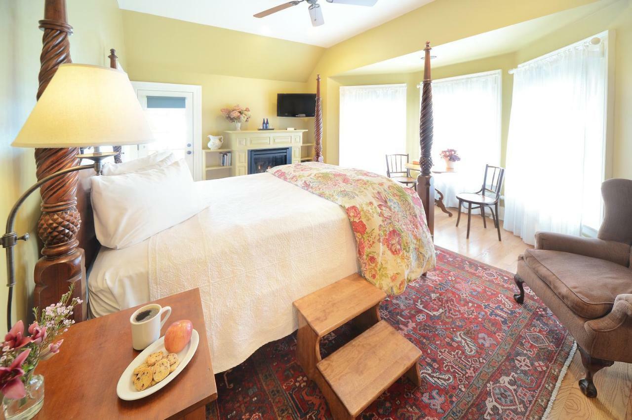 The Springwater Bed And Breakfast Saratoga Springs Exteriér fotografie