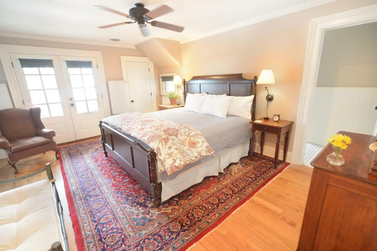 The Springwater Bed And Breakfast Saratoga Springs Exteriér fotografie